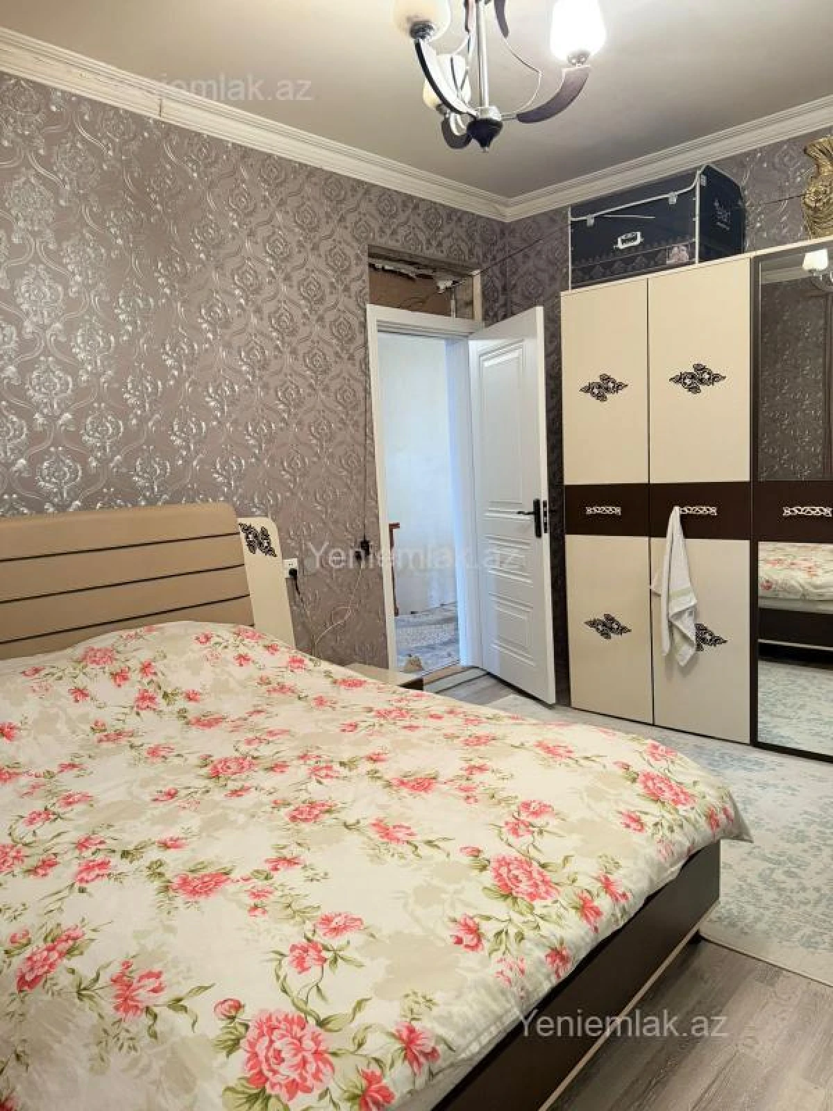 Satılır 5 otaqlı həyət evi 191 m²
