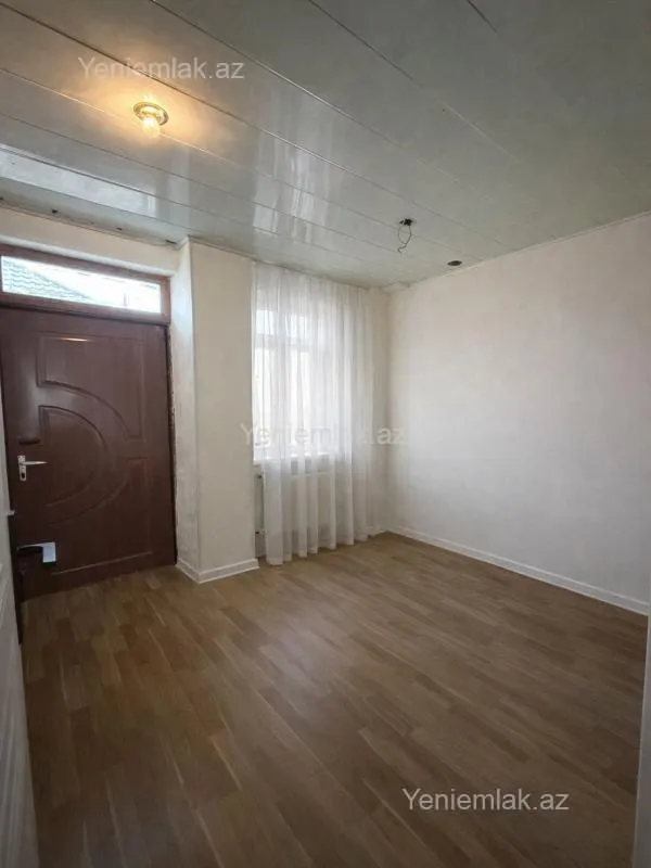 Satılır 5 otaqlı həyət evi 191 m²