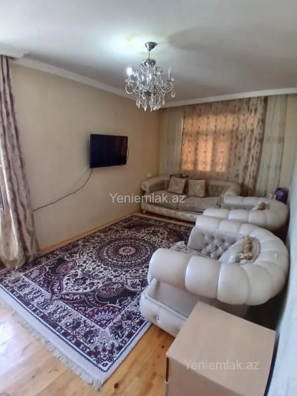 Satılır 2 otaqlı köhnə tikili 55 m²