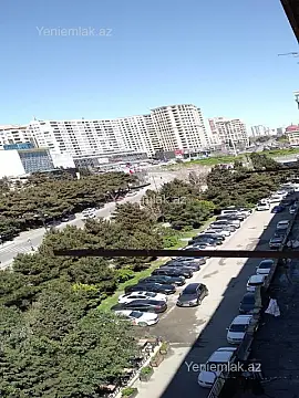 Satılır 2 otaqlı köhnə tikili 65 m²