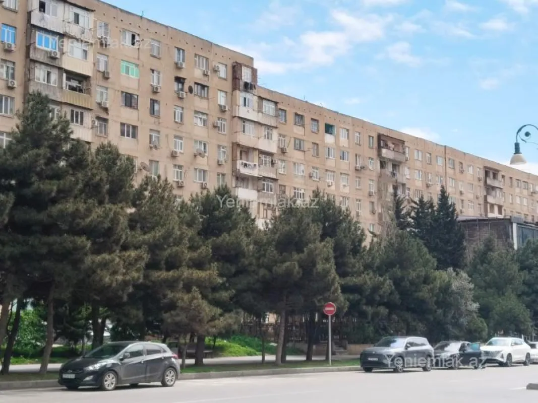 Satılır 2 otaqlı köhnə tikili 65 m²