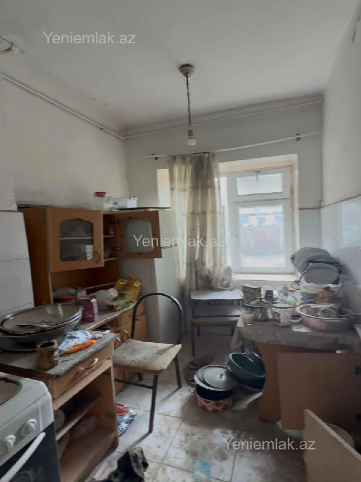Satılır 3 otaqlı köhnə tikili 75 m²