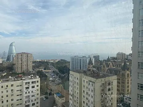 Satılır 3 otaqlı yeni tikili 137 m²