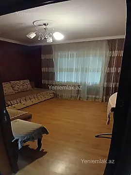 Satılır 5 otaqlı köhnə tikili 125000 m²