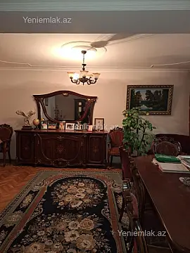 Satılır 5 otaqlı köhnə tikili 116 m²