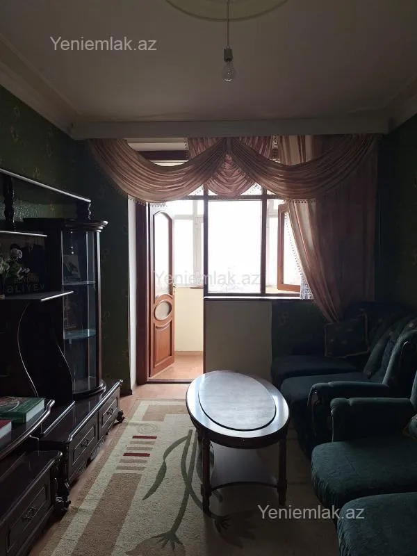 Satılır 5 otaqlı köhnə tikili 116 m²
