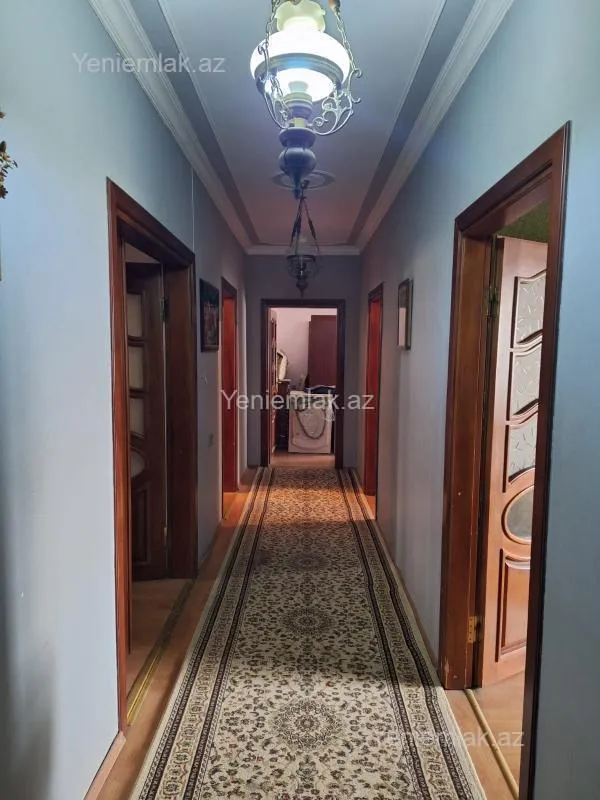 Satılır 5 otaqlı köhnə tikili 116 m²