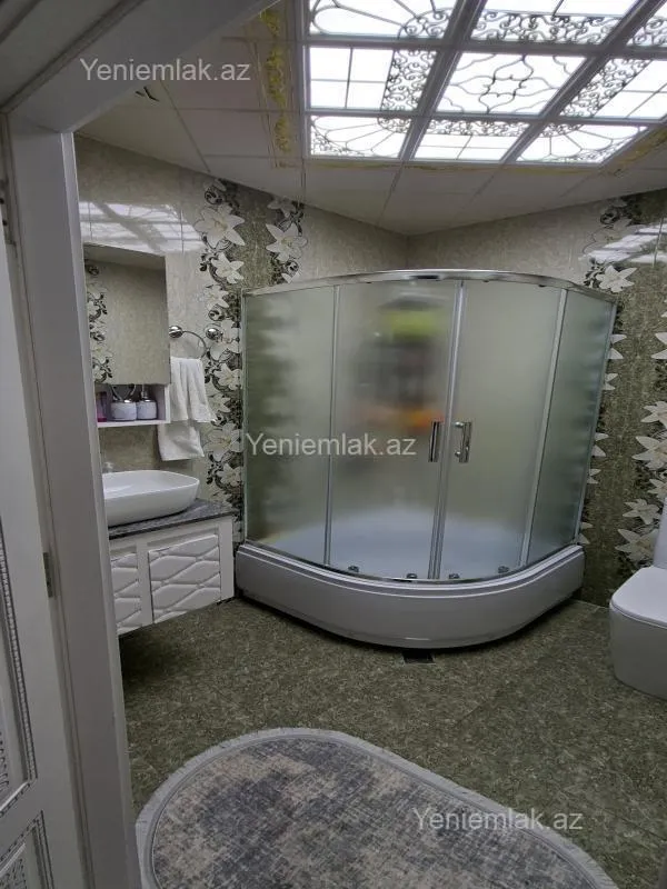 Satılır 2 otaqlı yeni tikili 60 m²