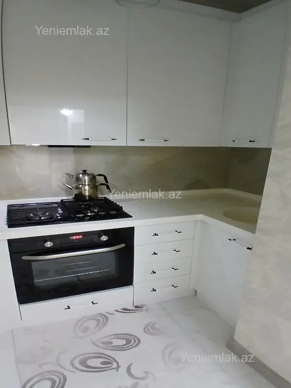 Satılır 2 otaqlı yeni tikili 60 m²