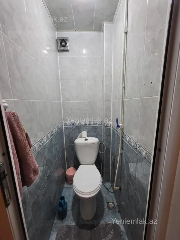 Satılır 4 otaqlı köhnə tikili 95 m²