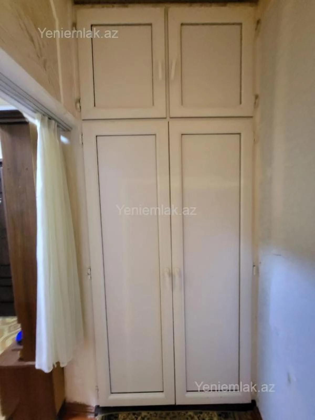 Satılır 4 otaqlı köhnə tikili 95 m²