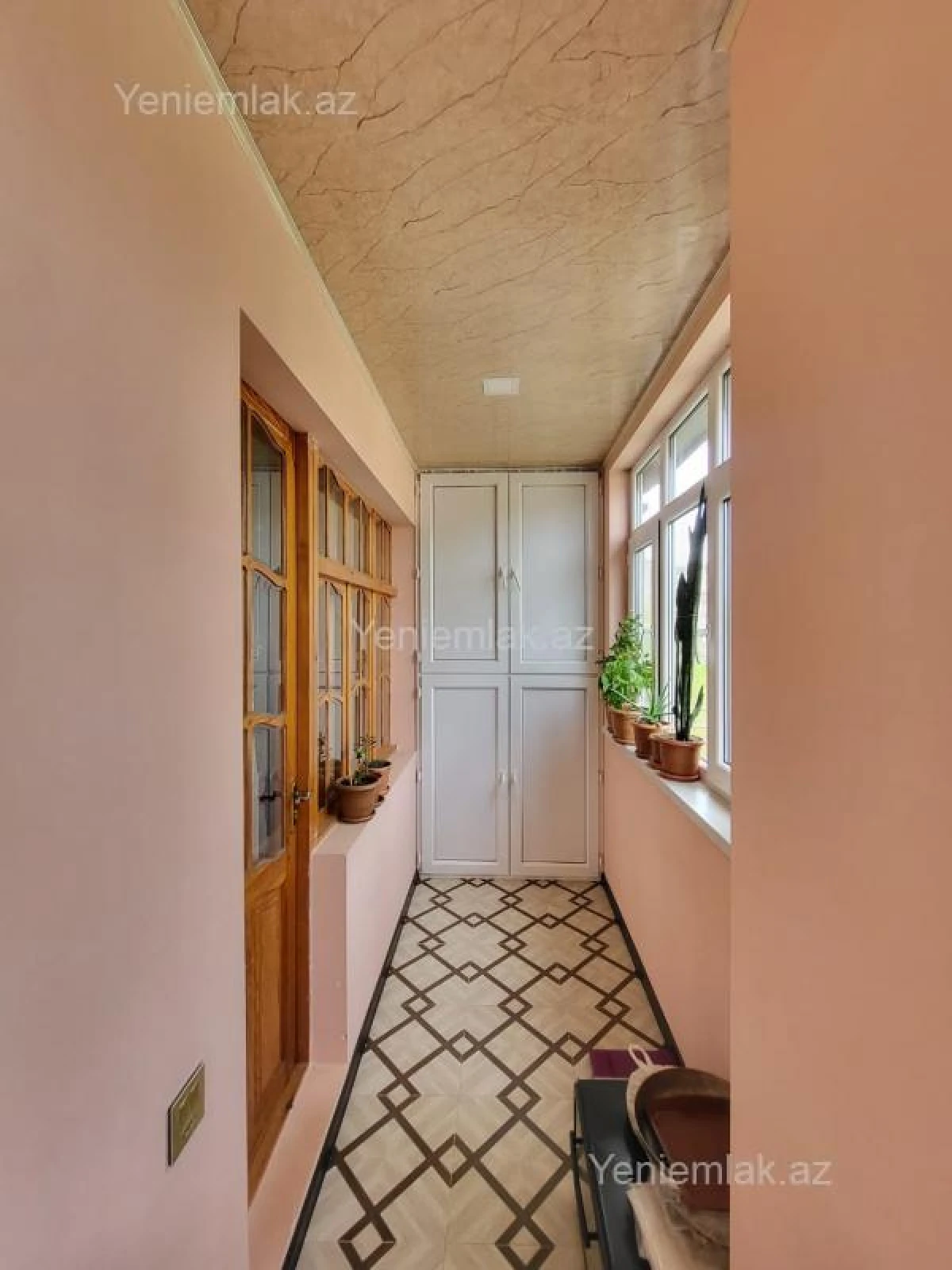 Satılır 4 otaqlı köhnə tikili 95 m²