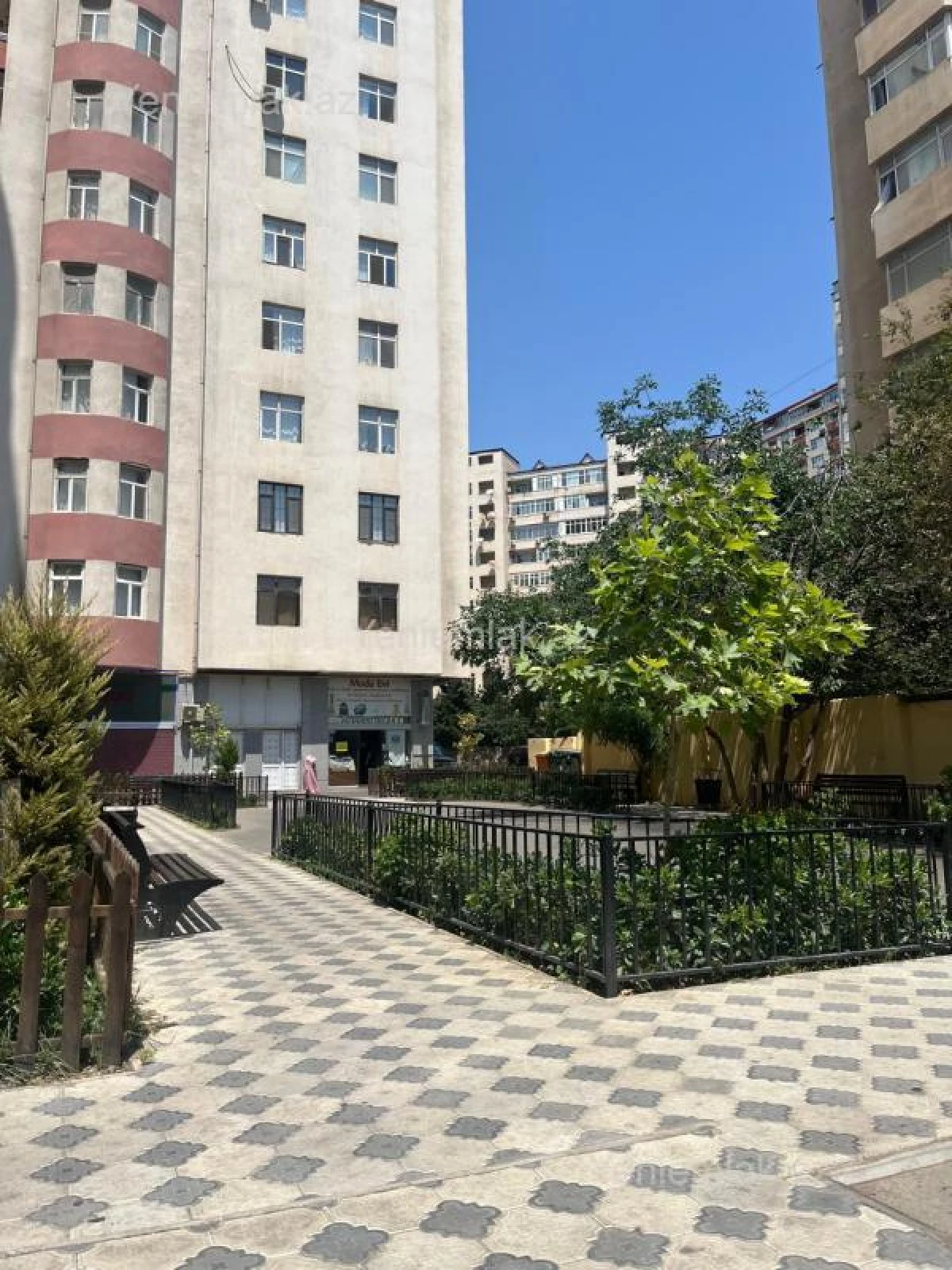 Satılır 2 otaqlı yeni tikili 90 m²