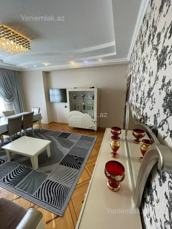 Satılır 2 otaqlı yeni tikili 90 m²