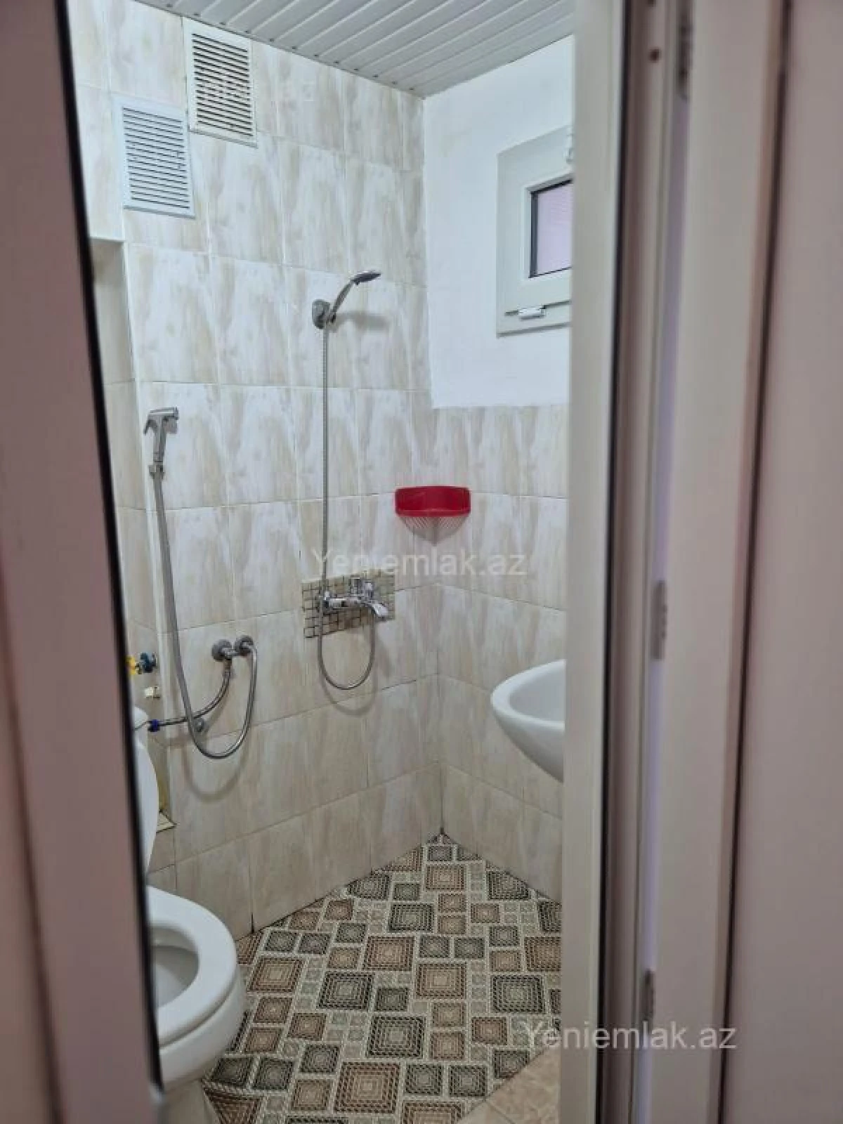 Satılır 3 otaqlı köhnə tikili 50 m²