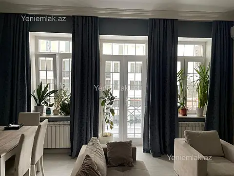 Satılır 2 otaqlı köhnə tikili 70.5 m²