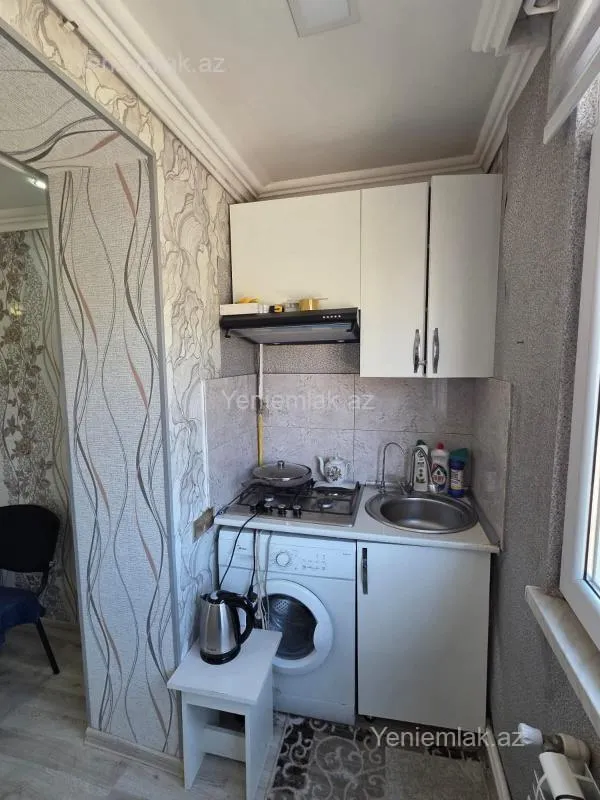Satılır 1 otaqlı köhnə tikili 34 m²