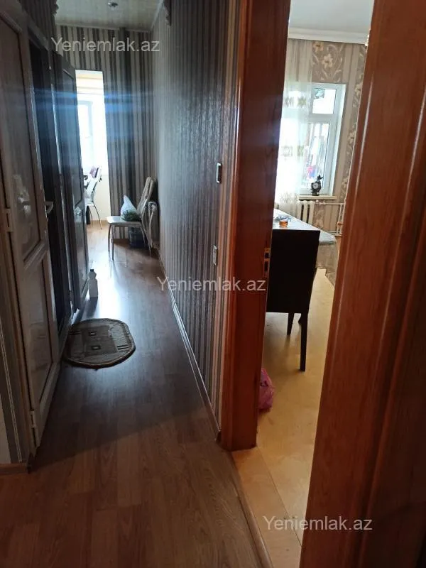 Satılır 3 otaqlı köhnə tikili 70 m²