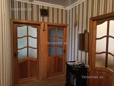 Satılır 3 otaqlı köhnə tikili 70 m²
