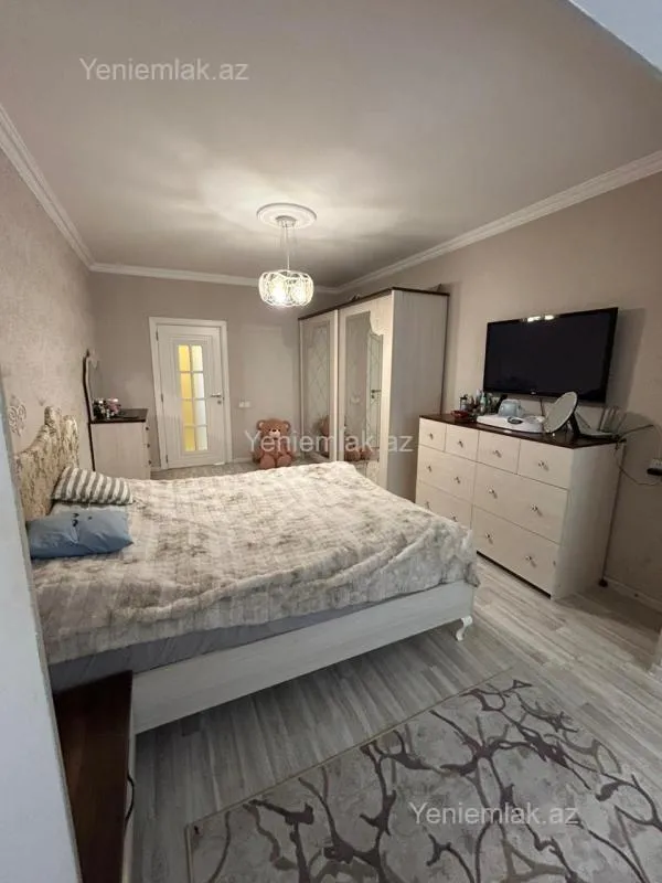 Satılır 3 otaqlı köhnə tikili 75 m²