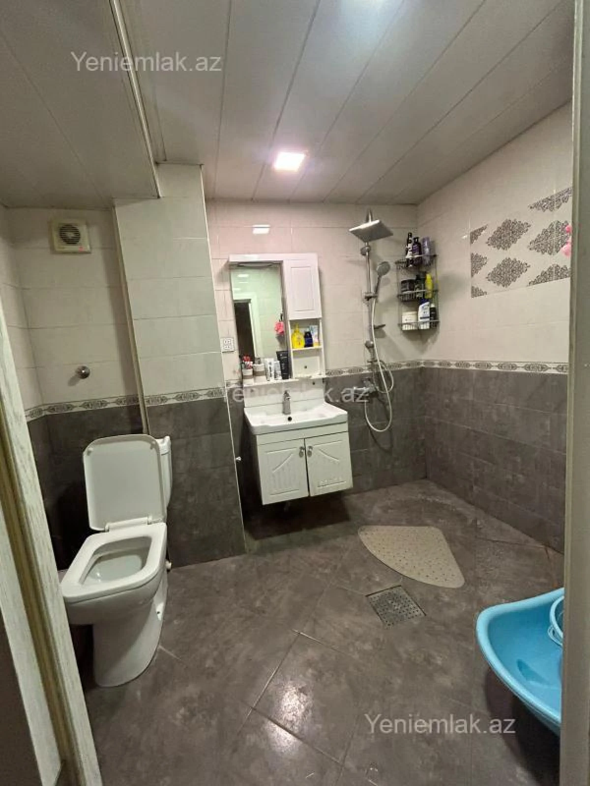 Satılır 3 otaqlı köhnə tikili 75 m²