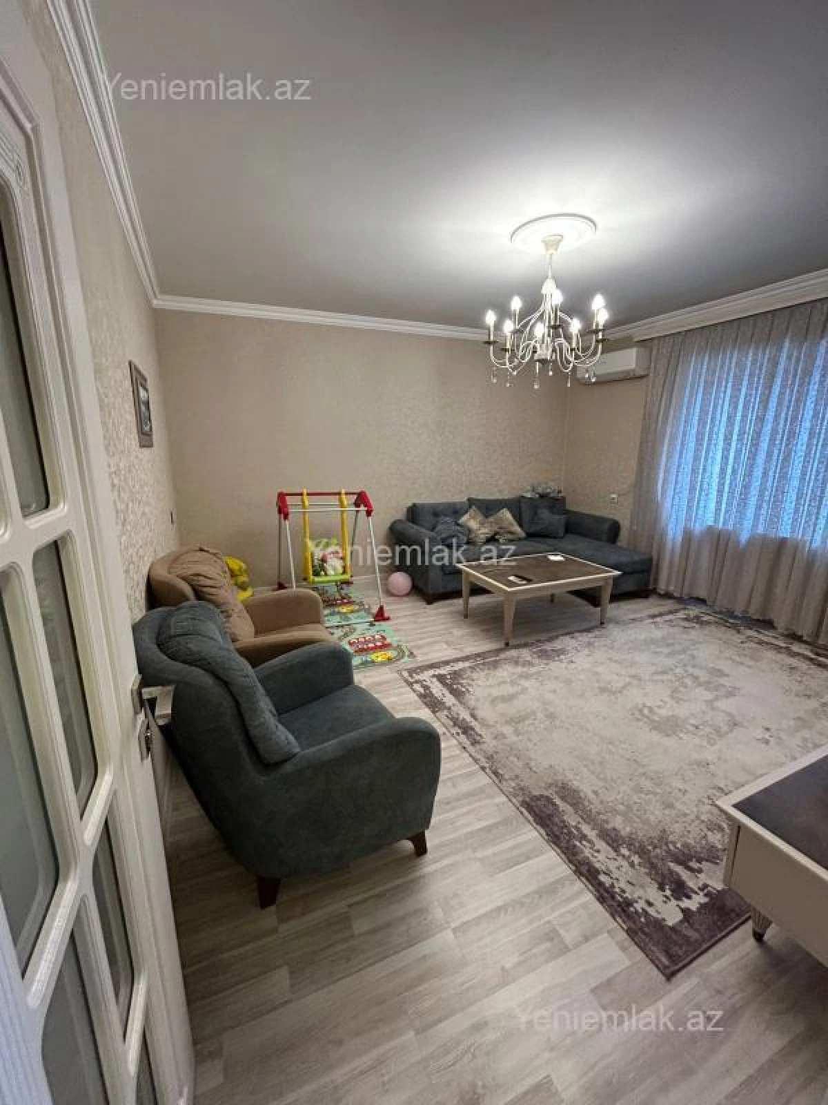Satılır 3 otaqlı köhnə tikili 75 m²