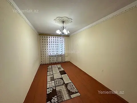 Satılır 3 otaqlı köhnə tikili 75 m²