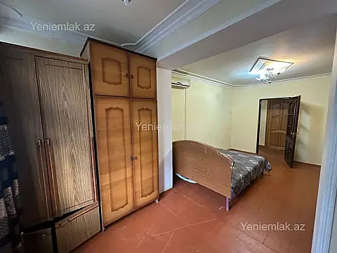 Satılır 3 otaqlı köhnə tikili 75 m²