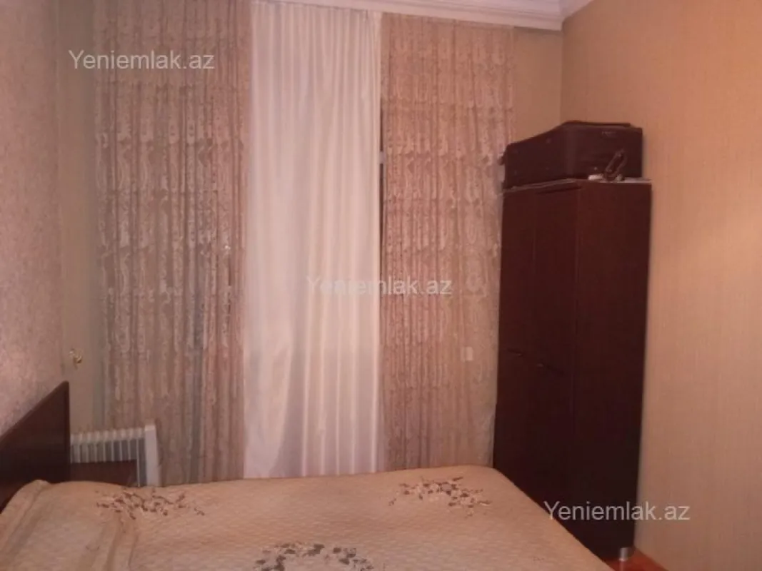Satılır 3 otaqlı köhnə tikili 67 m²
