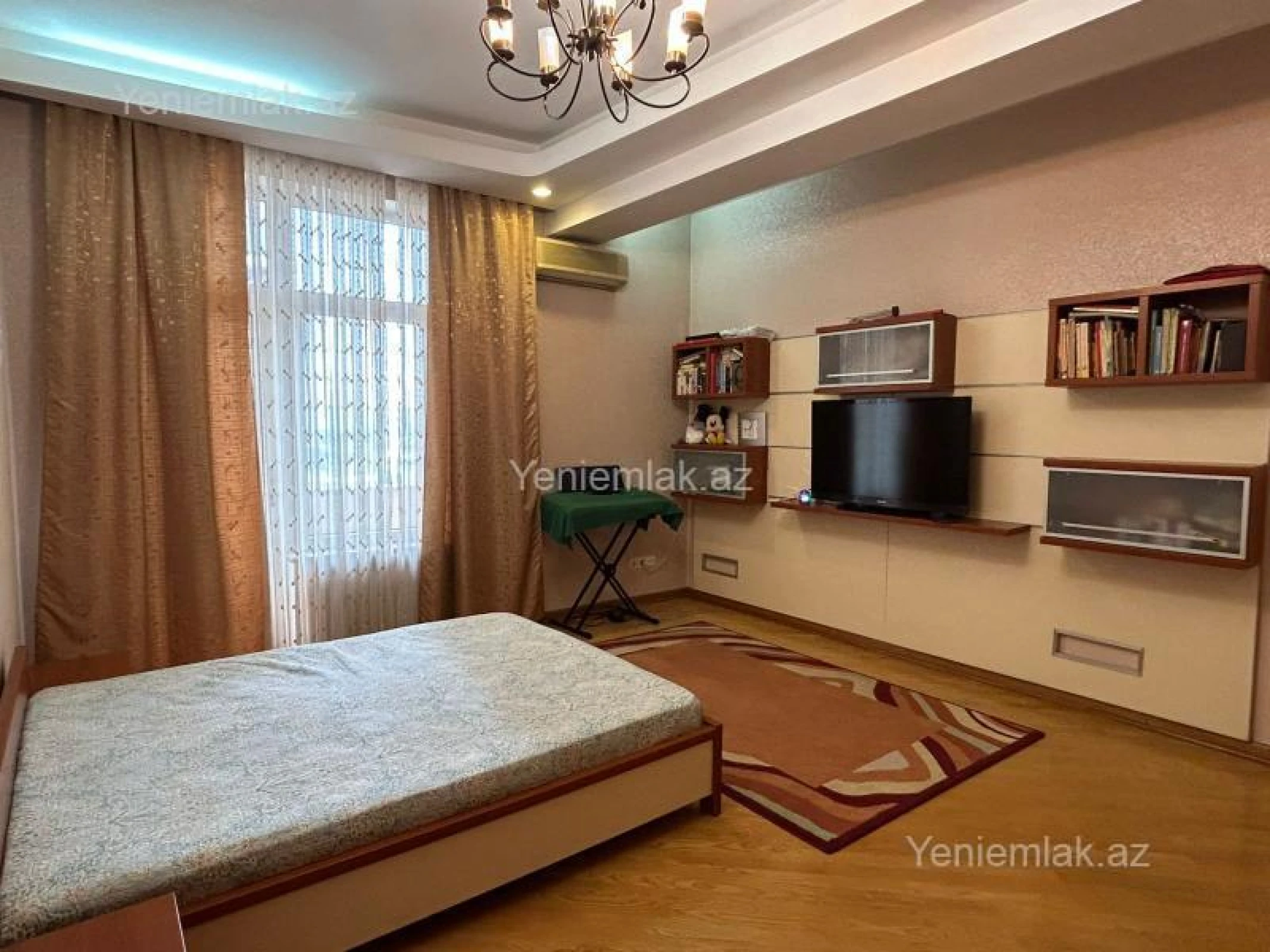 Satılır 4 otaqlı yeni tikili 175 m²