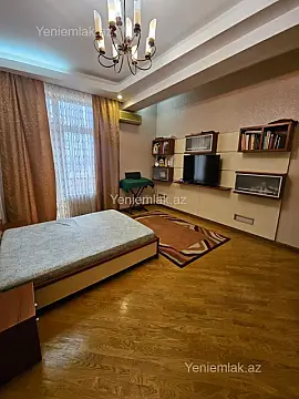 Satılır 4 otaqlı yeni tikili 175 m²