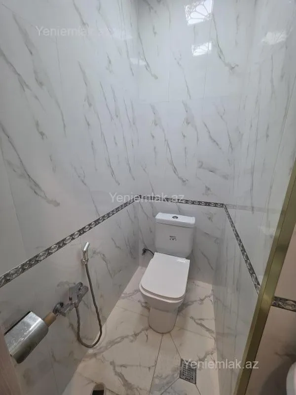 Satılır 2 otaqlı yeni tikili 72 m²