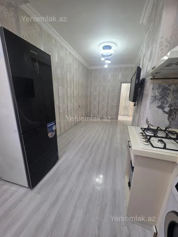 Satılır 2 otaqlı yeni tikili 72 m²