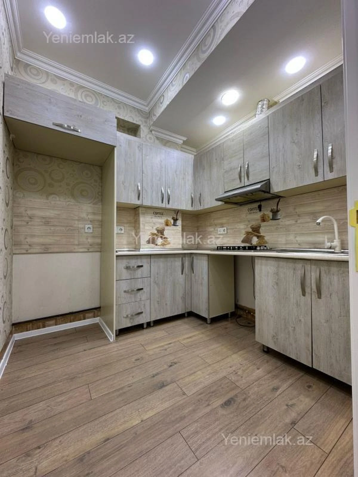 Satılır 2 otaqlı yeni tikili 60 m²