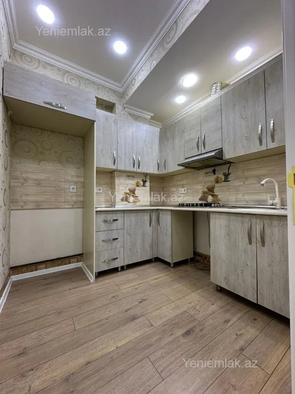 Satılır 2 otaqlı yeni tikili 60 m²