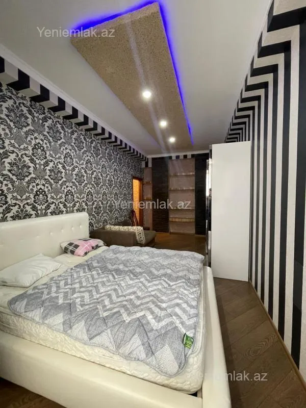 Satılır 2 otaqlı yeni tikili 80 m²