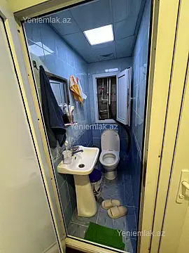 Satılır 2 otaqlı köhnə tikili 55 m²