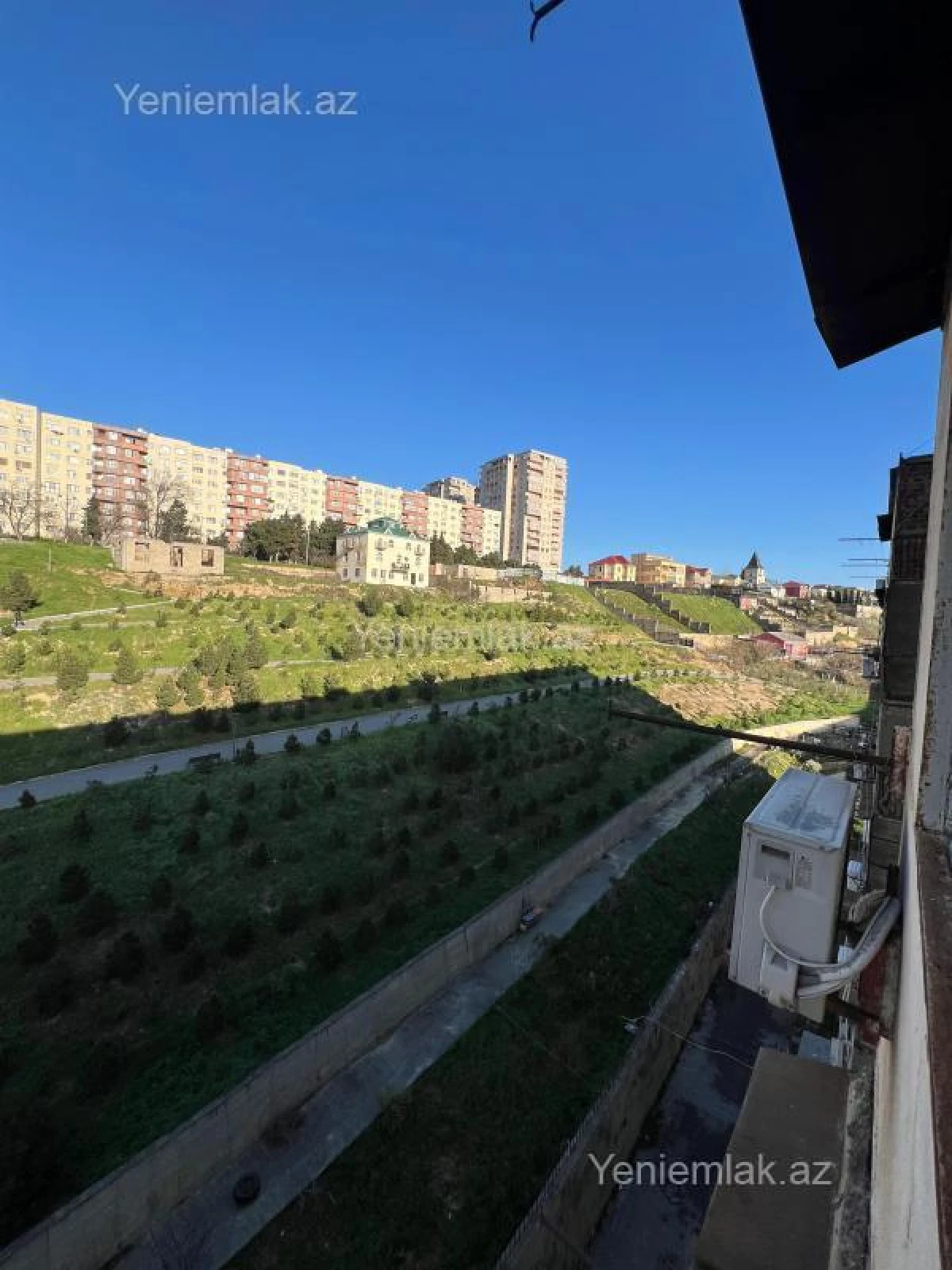 Satılır 2 otaqlı köhnə tikili 55 m²