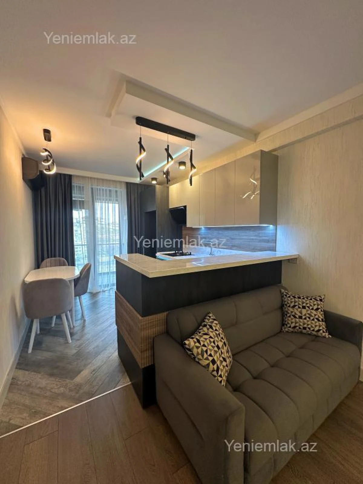 Satılır 2 otaqlı yeni tikili 64 m²