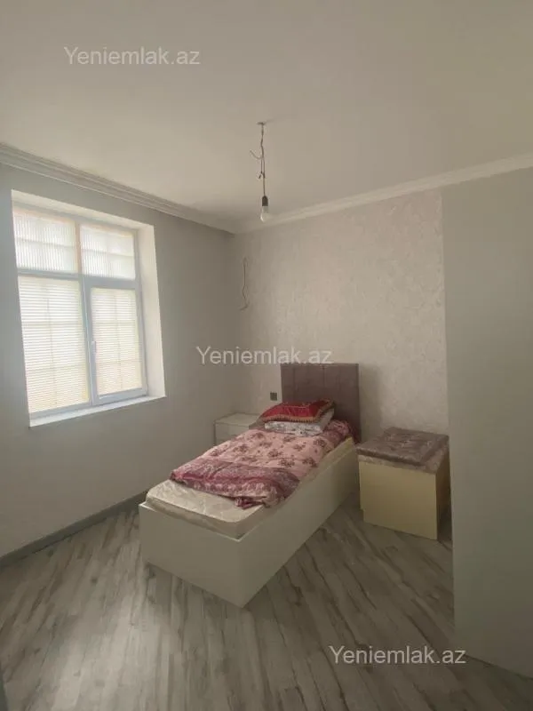 Satılır 5 otaqlı həyət evi 190 m²