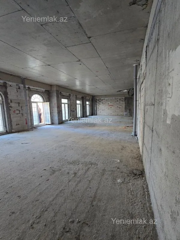 Satılır 4 otaqlı yeni tikili 145 m²