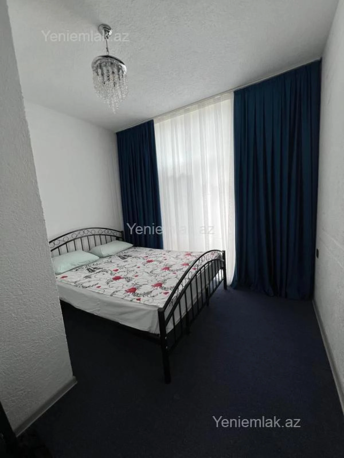 Satılır 8 otaqlı həyət evi 220 m²