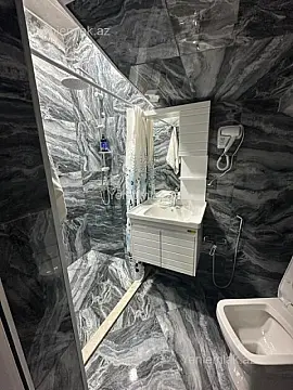 Satılır 8 otaqlı həyət evi 220 m²