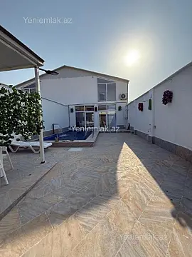 Satılır 8 otaqlı həyət evi 220 m²