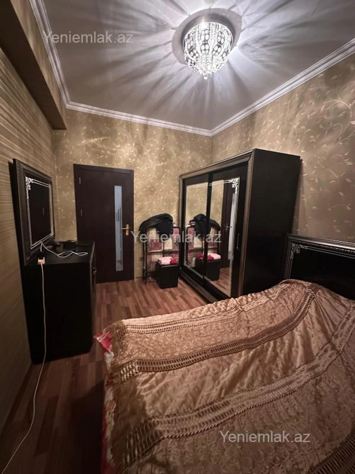 Satılır 2 otaqlı yeni tikili 65 m²