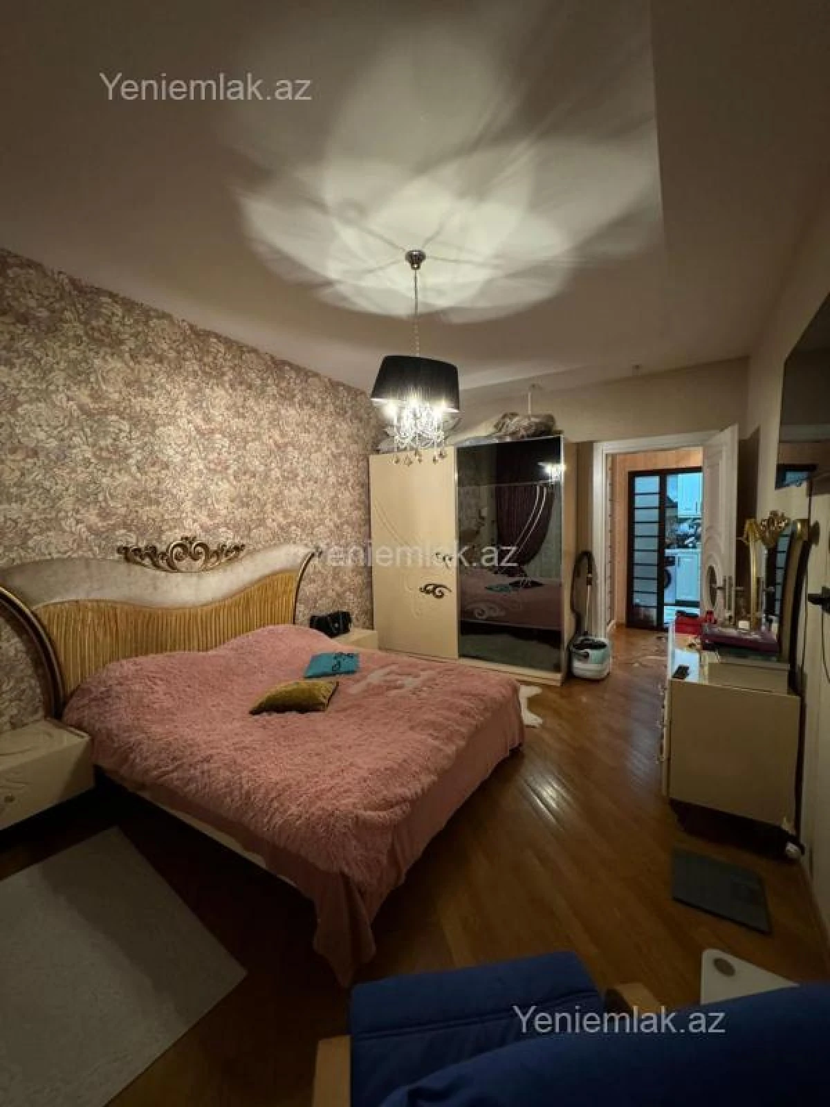 Satılır 3 otaqlı yeni tikili 100 m²