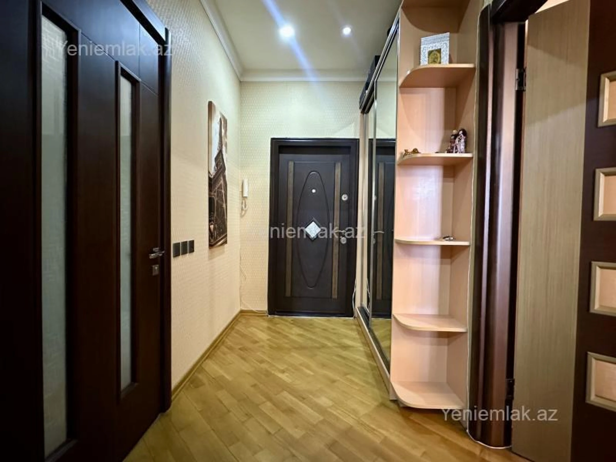 Satılır 2 otaqlı yeni tikili 52 m²