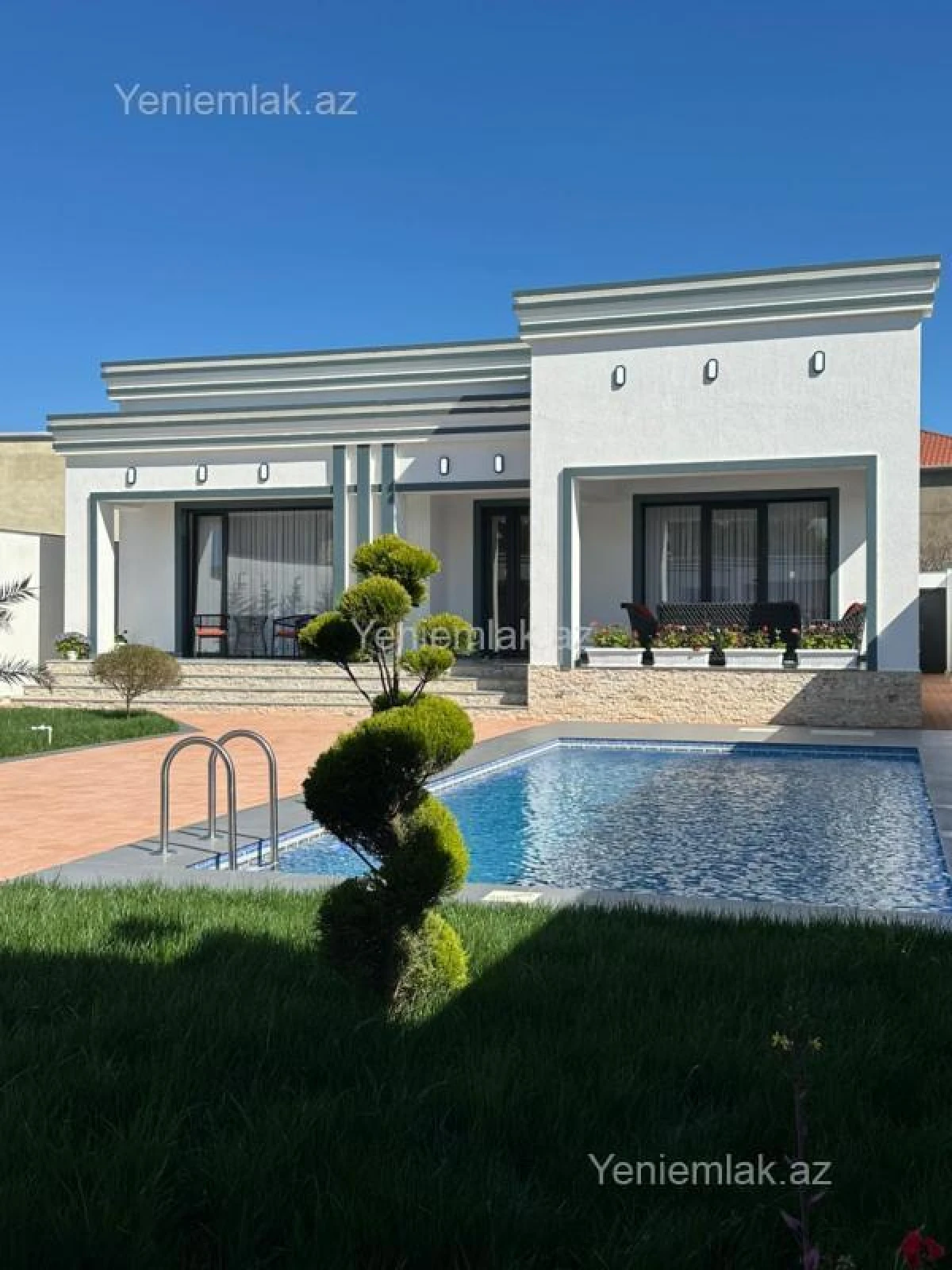 Satılır 4 otaqlı həyət evi 180 m²