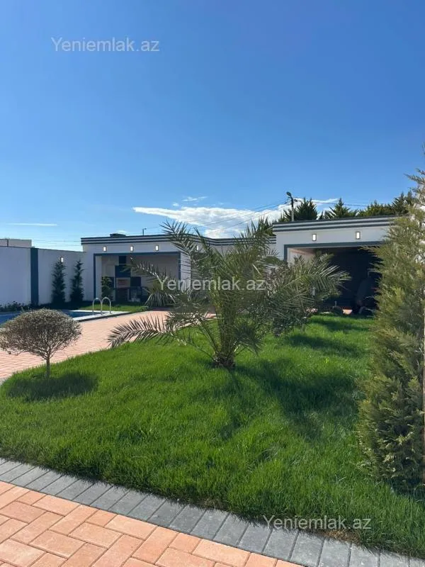 Satılır 4 otaqlı həyət evi 180 m²