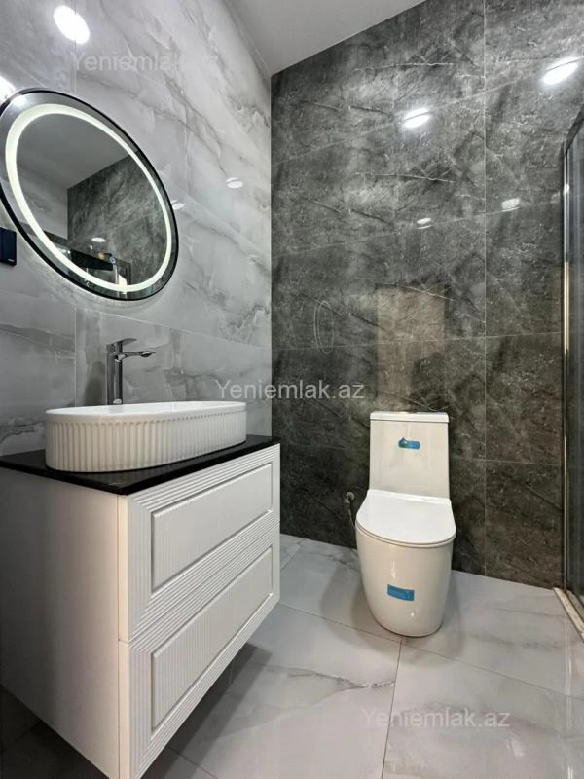 Satılır 4 otaqlı həyət evi 180 m²